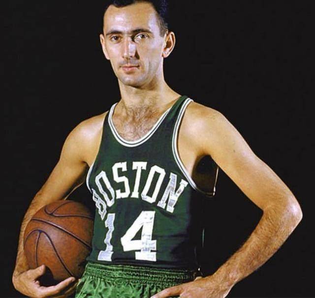 英超-加拉格尔世界波 切尔西连扳两球2-2战平维拉.