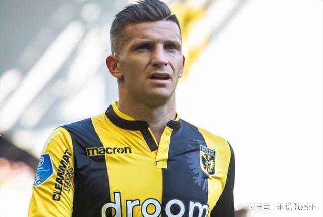 事的激烈展 事的激烈展